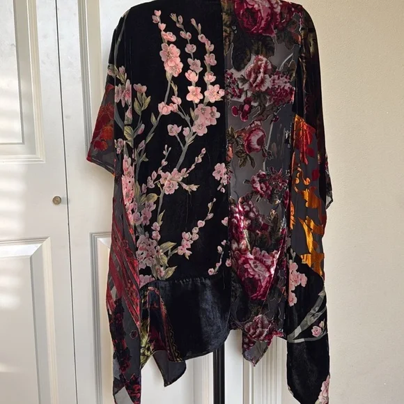 𝅺anthropologie Floreat Multicolor Burnout Velvet Cape Shawl Sheer - Picture 6 of 8